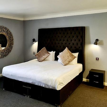 Barons Court Hotel Walsall Extérieur photo