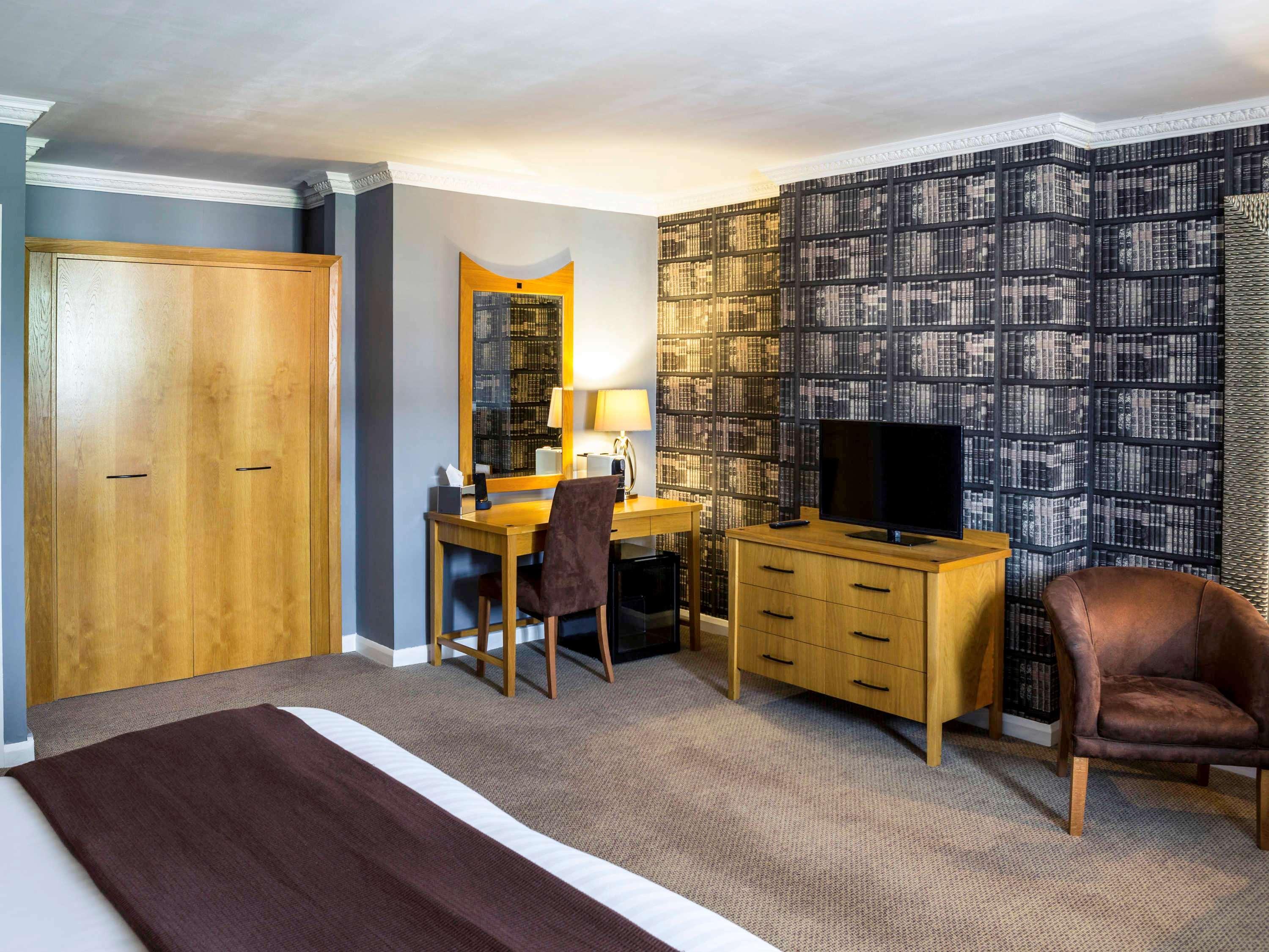 Barons Court Hotel Walsall Extérieur photo