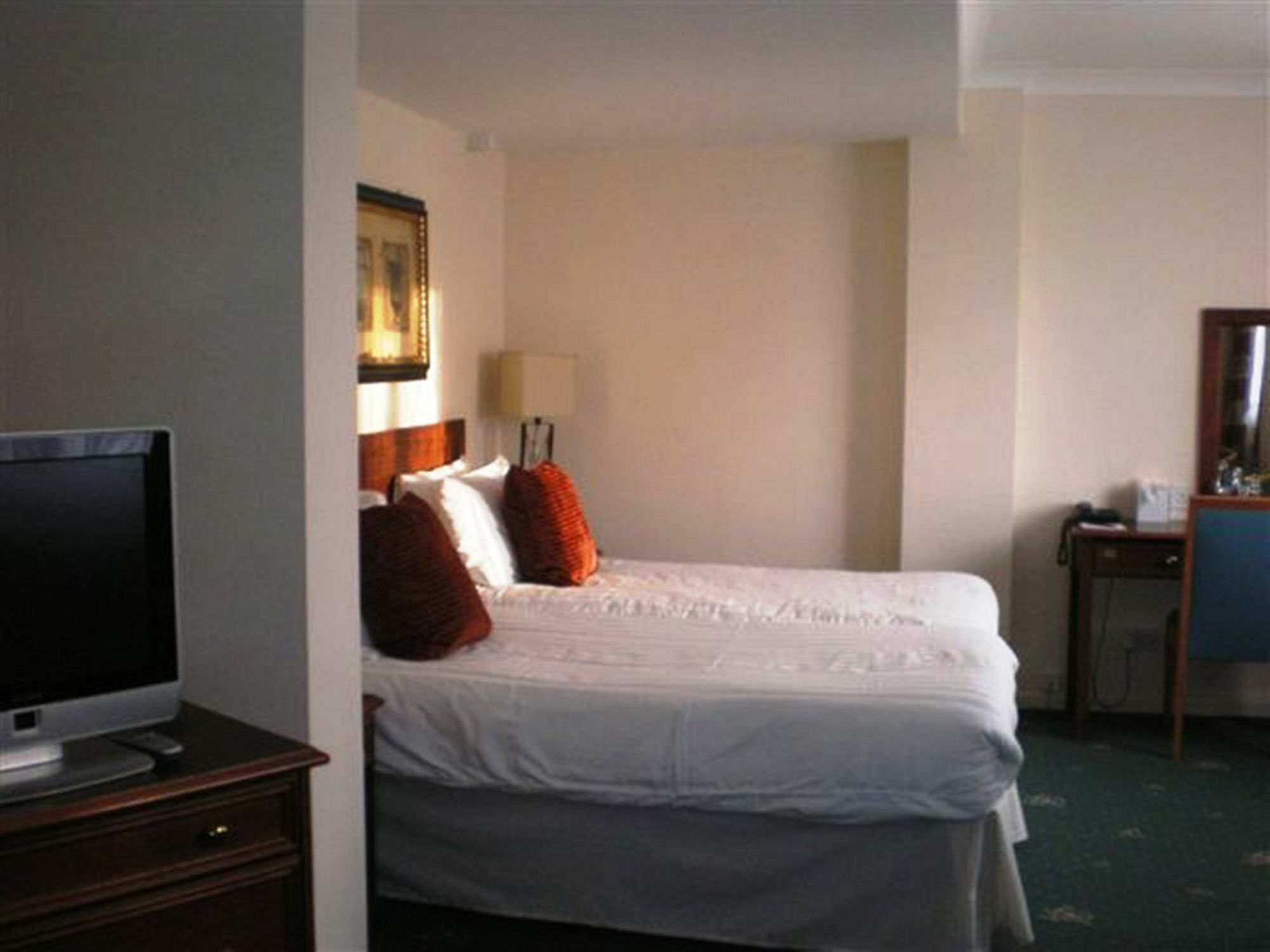 Barons Court Hotel Walsall Extérieur photo